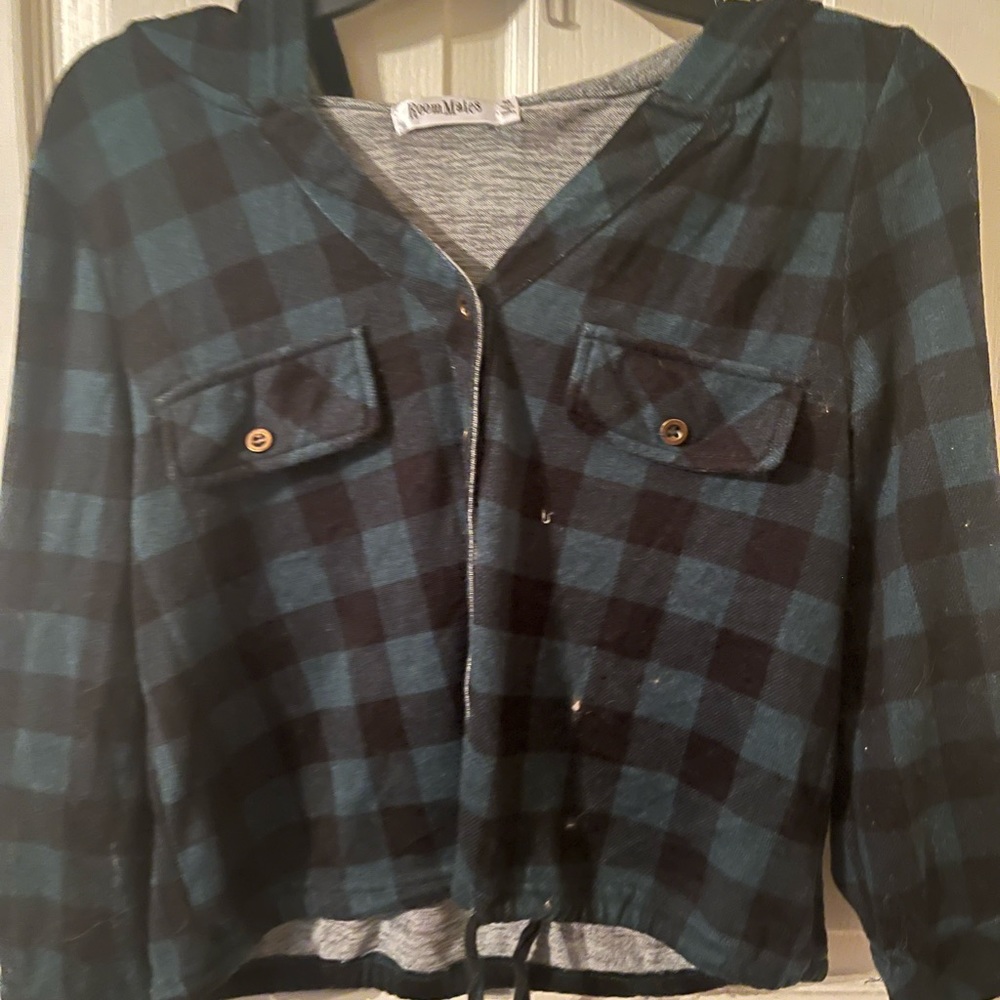 cropped green and black checkered sweater